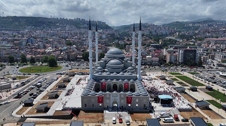 Hanife Hatun Camii