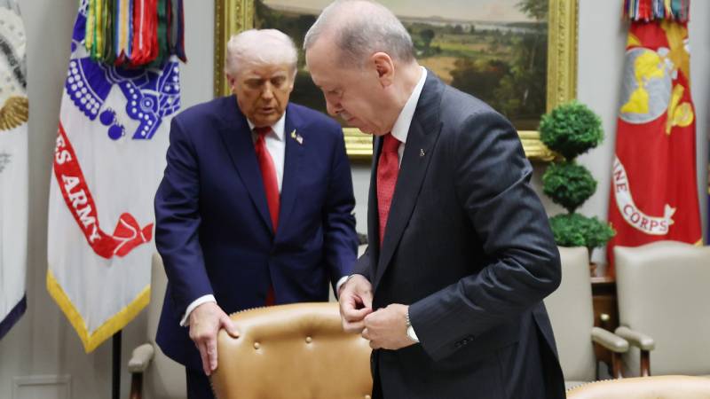 aa trumpin erdoganin sandalyesini cektigi fotografi servis etti XDNmBHJy
