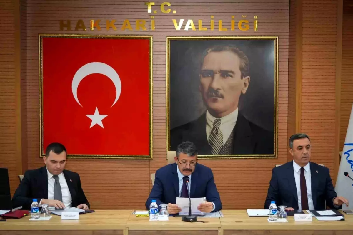 hakkaride 74 milyar tllik yatirimlar istisare edildi uquAtXym