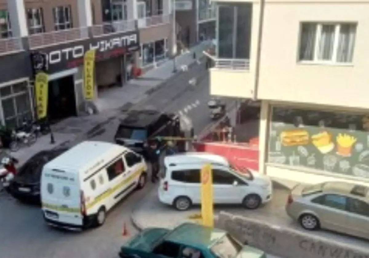 nevsehirde oto yikama dukkanina kursun yagdirdilar qDWXXOpr