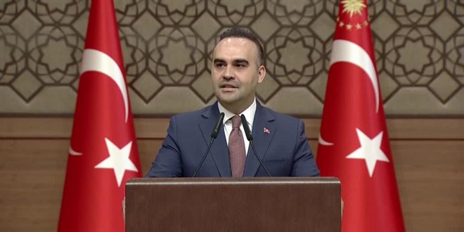 bakan kacir 2 bin kilometre menzilli fuze gelistirme programini surduruyoruz KpX24cKx.jpg