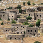Türkiye’nin hayalet köyüne Avrupa’dan geri dönüşler başladı